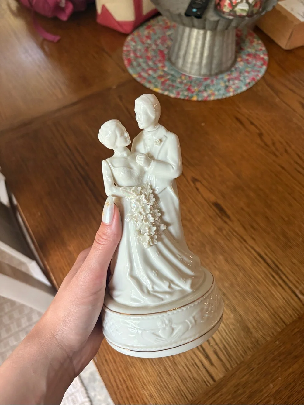 Belleek lovely ivory